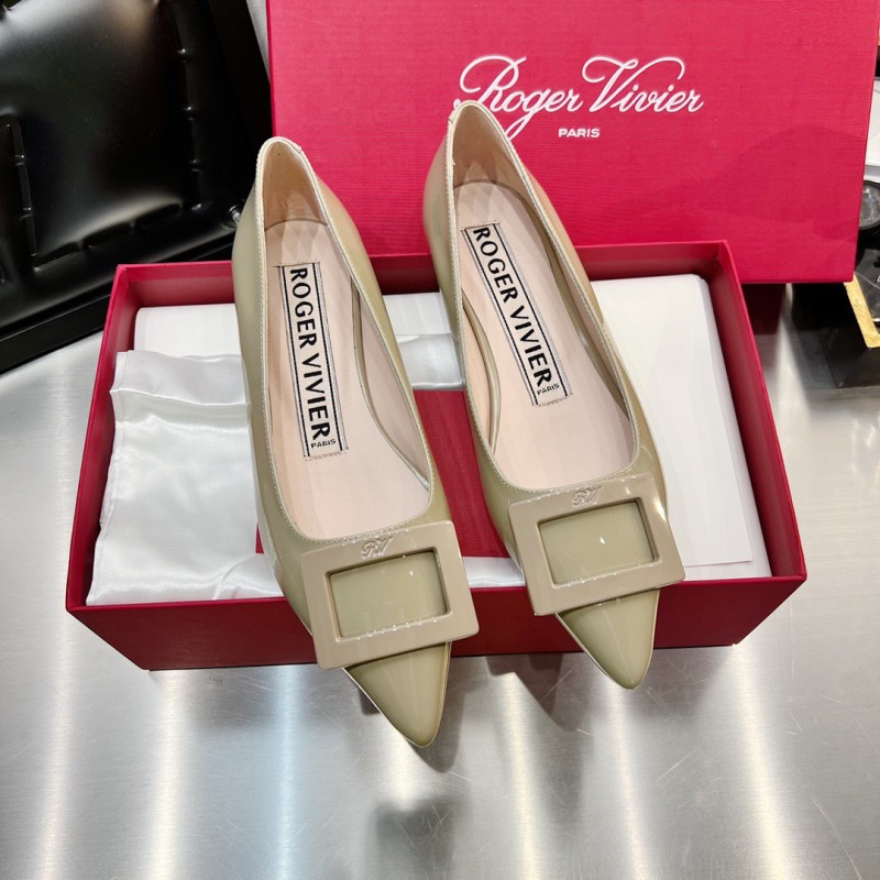 Roger Vivier Flat