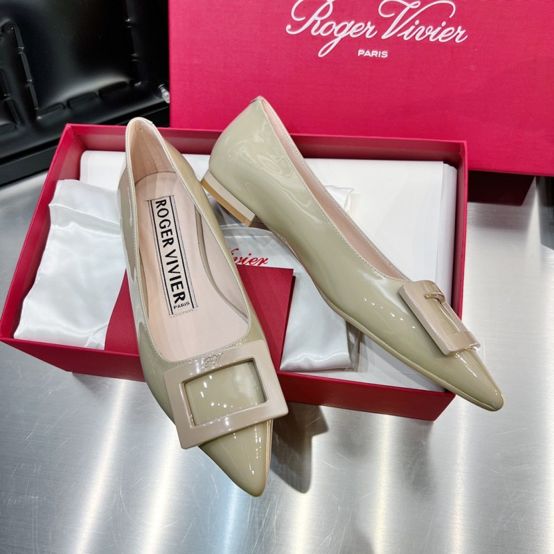 Roger Vivier Flat