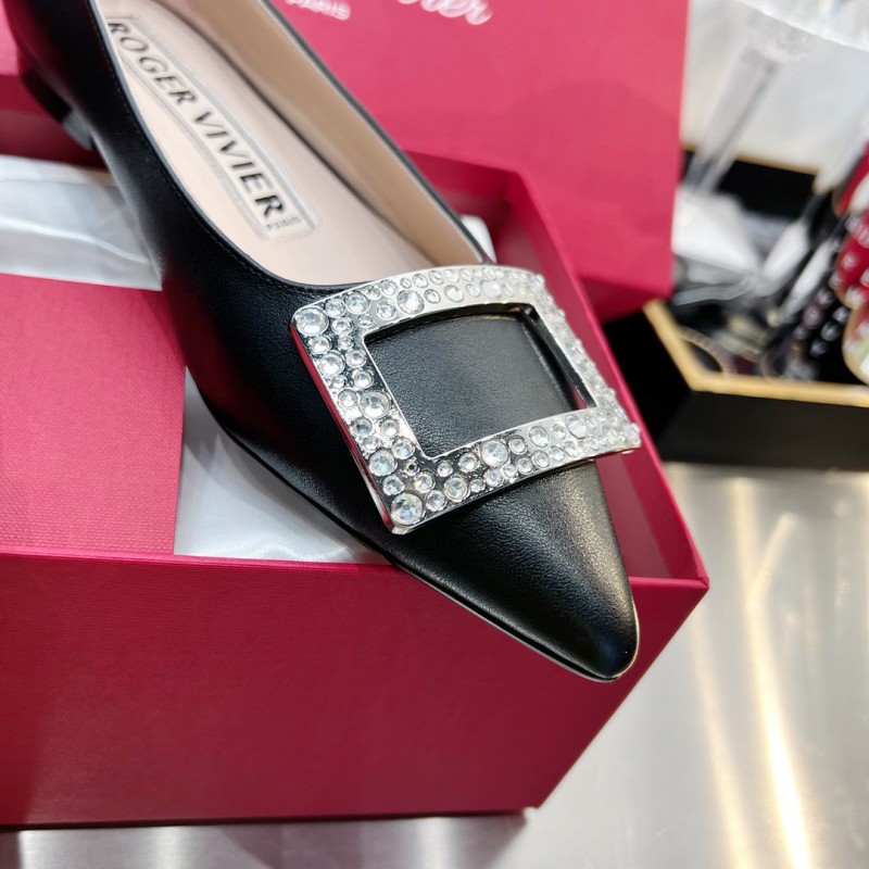 Roger Vivier Flat