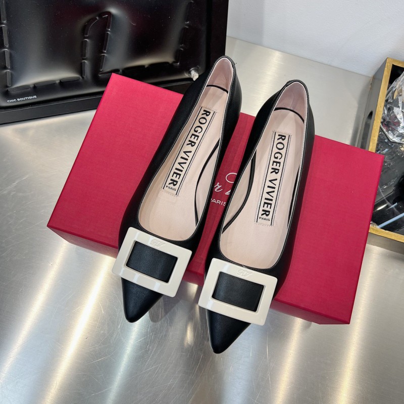 Roger Vivier Flat