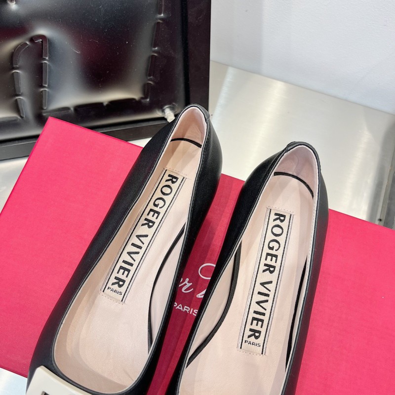 Roger Vivier Flat