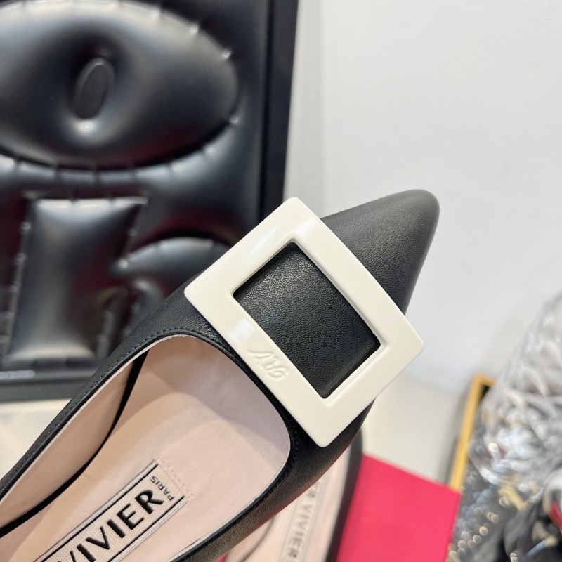 Roger Vivier Flat