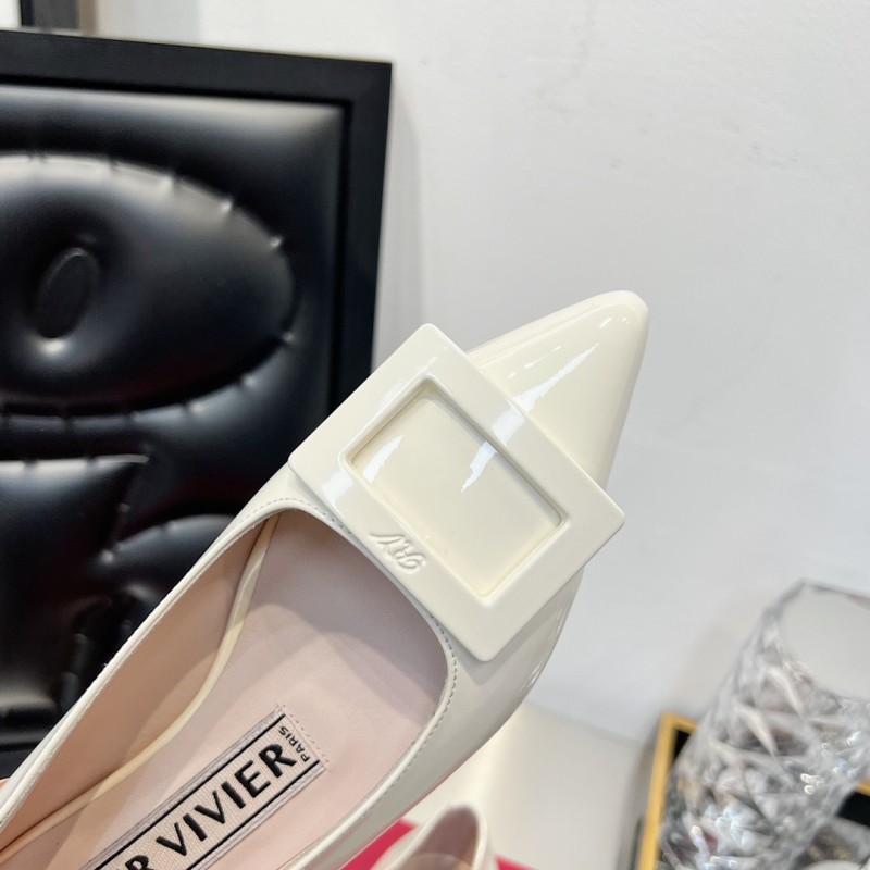 Roger Vivier Flat