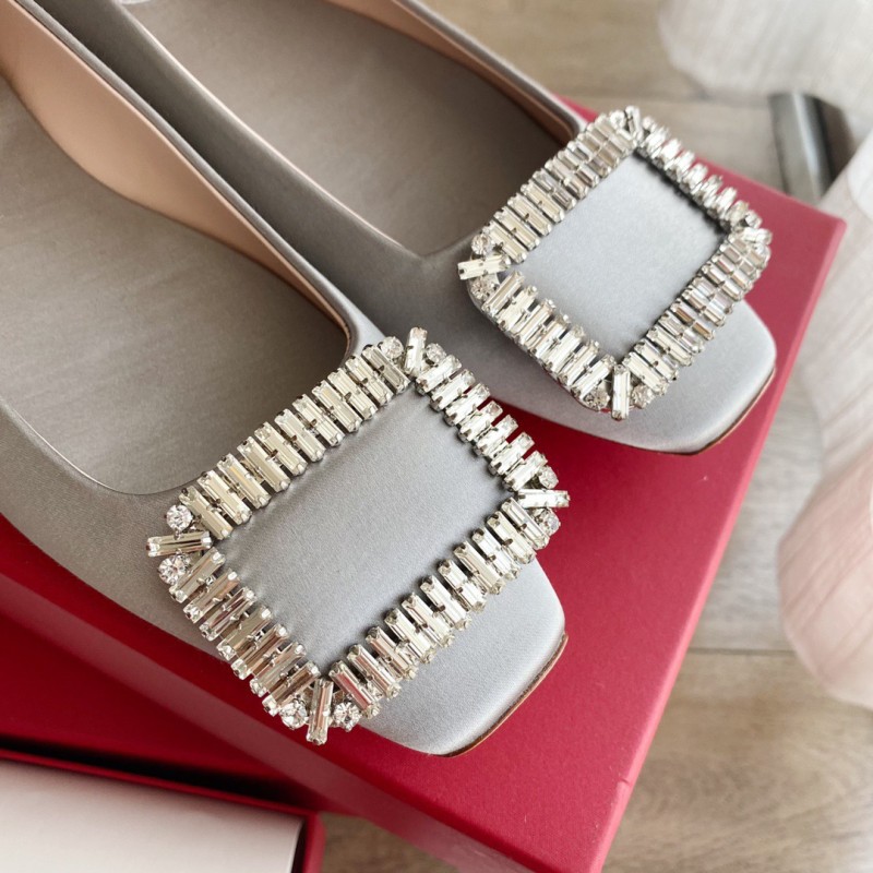 Roger Vivier Flat