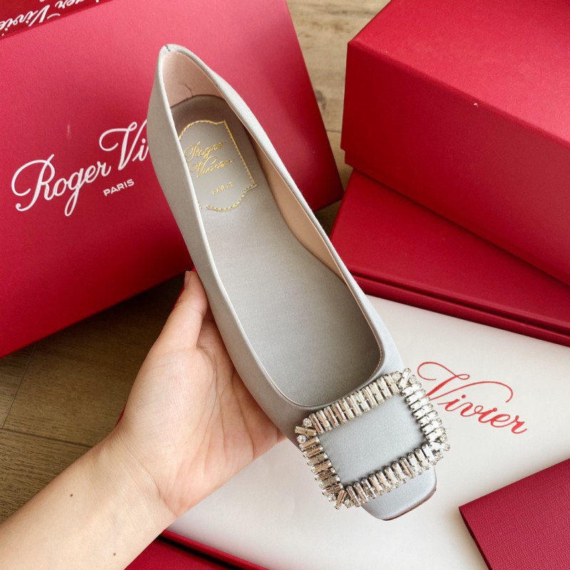 Roger Vivier Flat