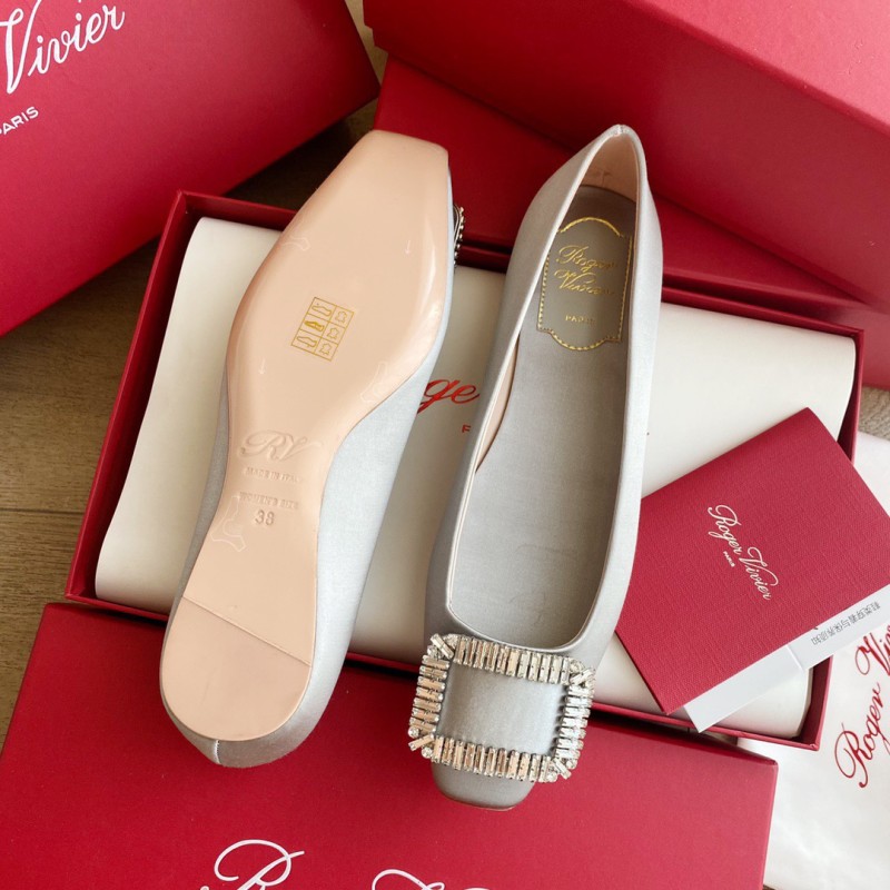 Roger Vivier Flat