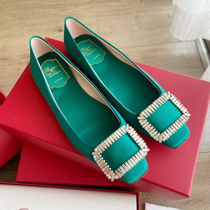 Roger Vivier Flat