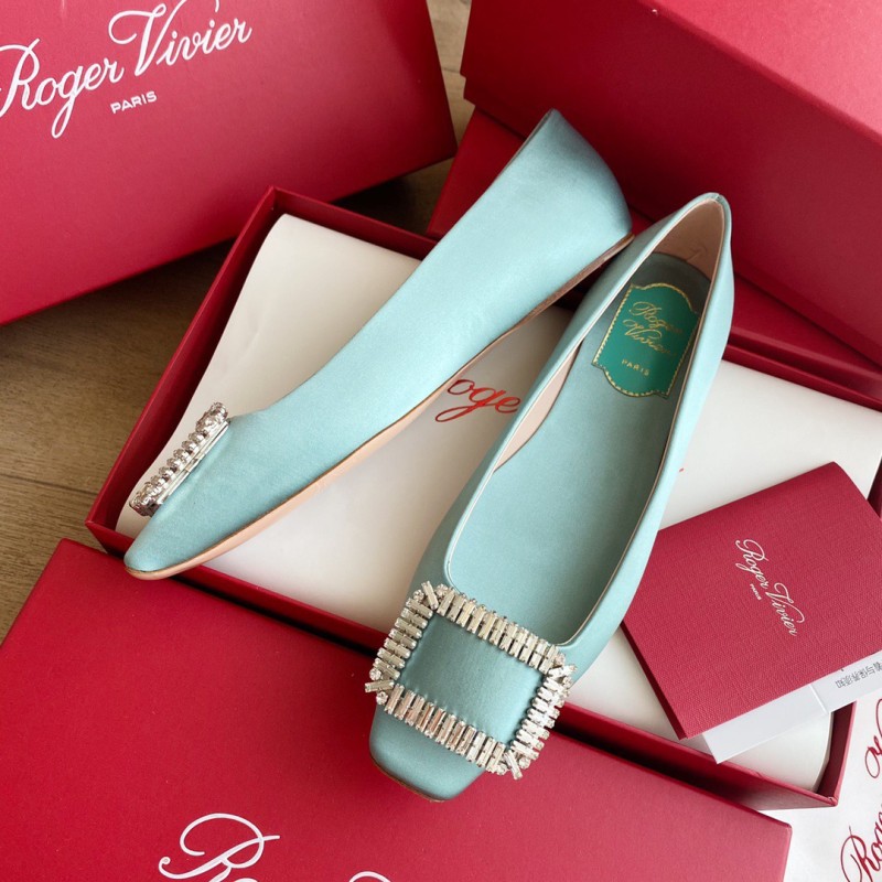 Roger Vivier Flat