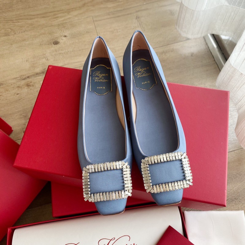 Roger Vivier Flat