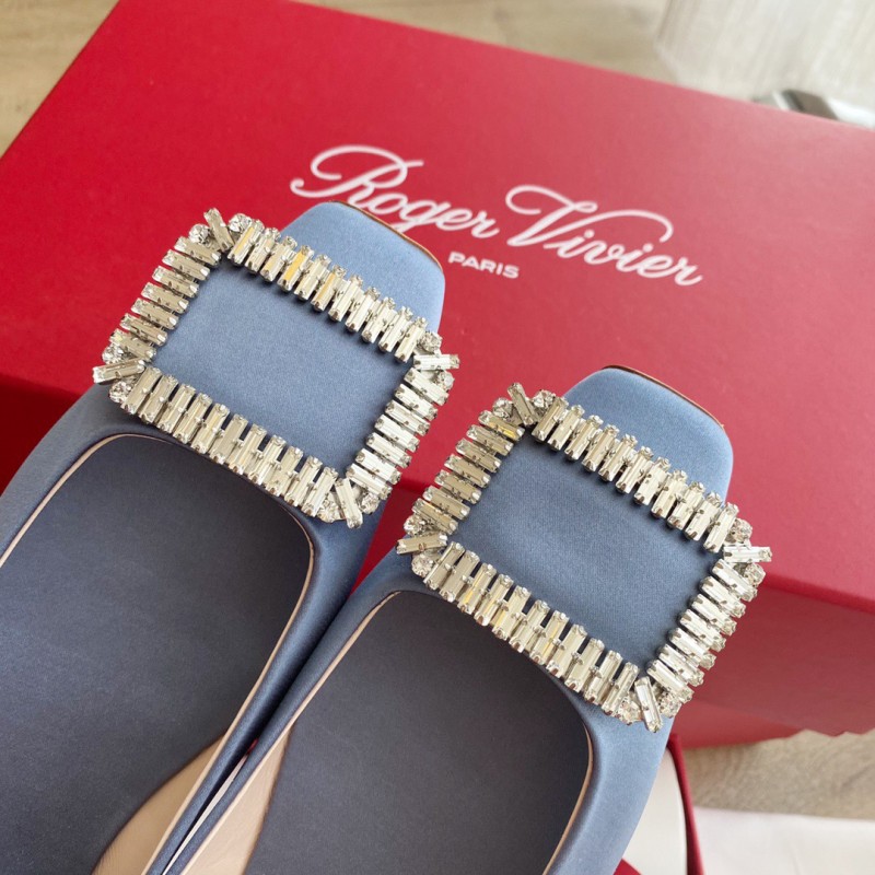 Roger Vivier Flat