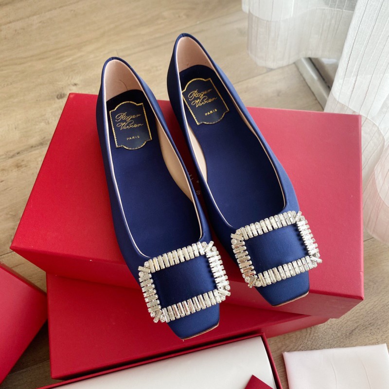 Roger Vivier Flat