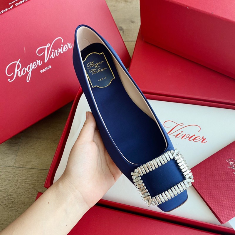 Roger Vivier Flat