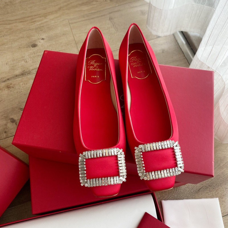 Roger Vivier Flat