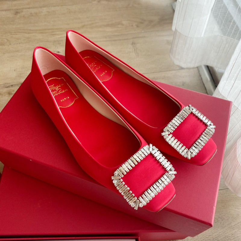 Roger Vivier Flat