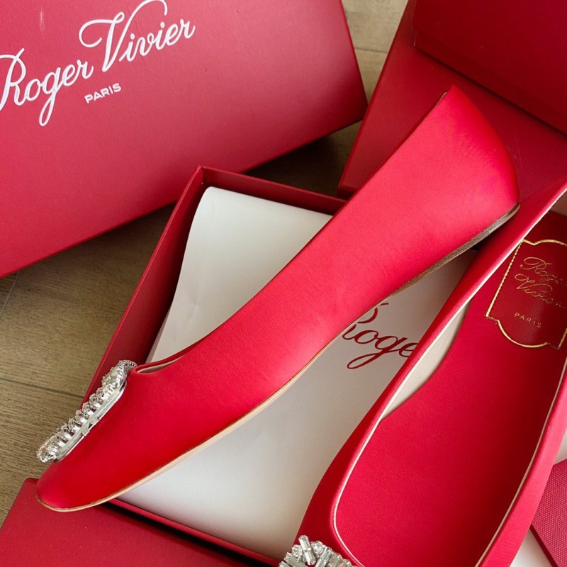 Roger Vivier Flat