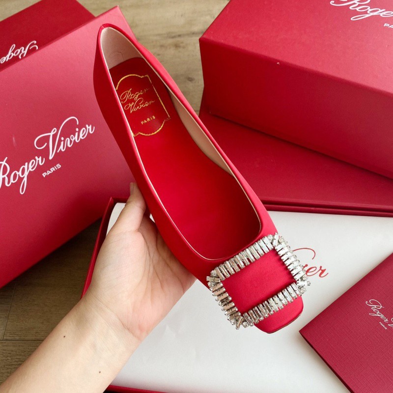 Roger Vivier Flat