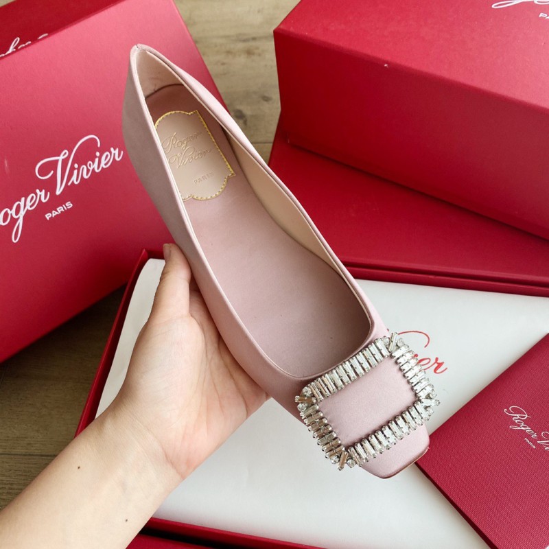 Roger Vivier Flat