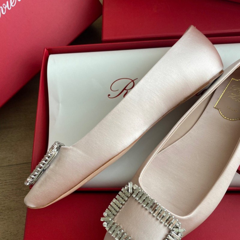 Roger Vivier Flat