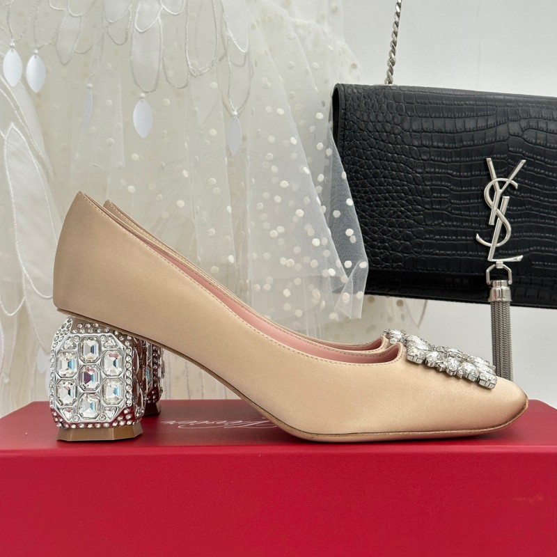 Roger Vivier Flat / Heels