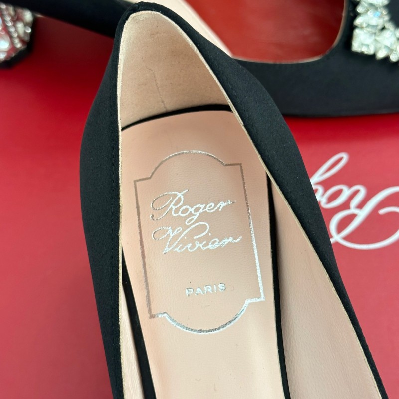 Roger Vivier Flat / Heels