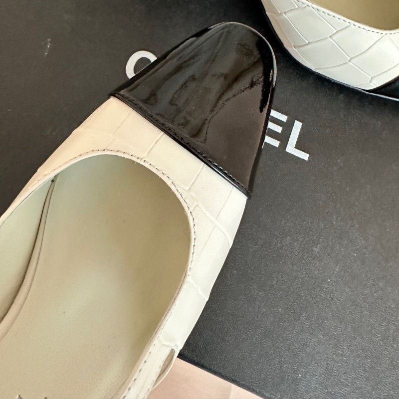 Chanel Flat / Heels