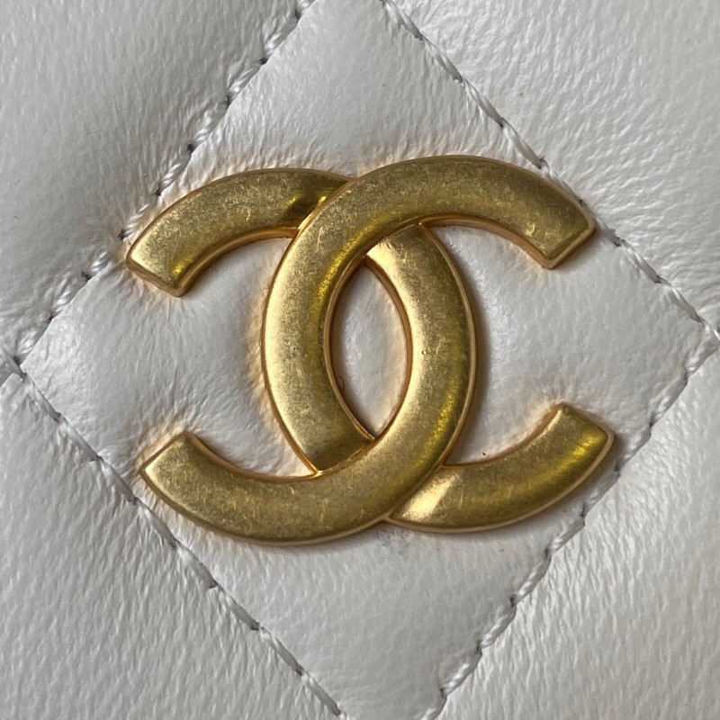 Chanel 23B Handle Flap 