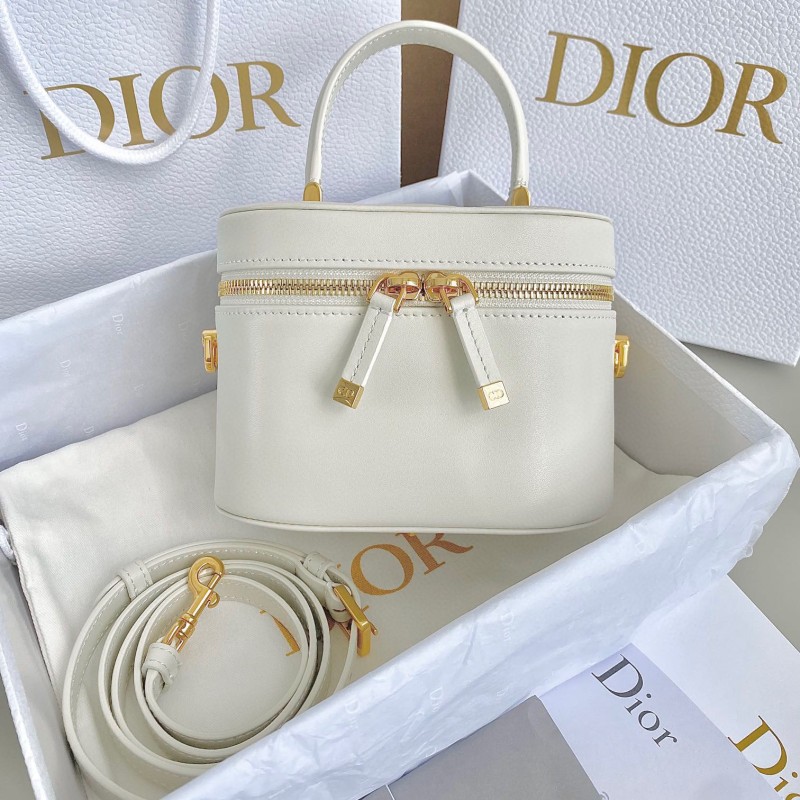 Dior Signature Vanity