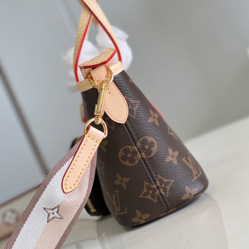 LV Neverfull BB