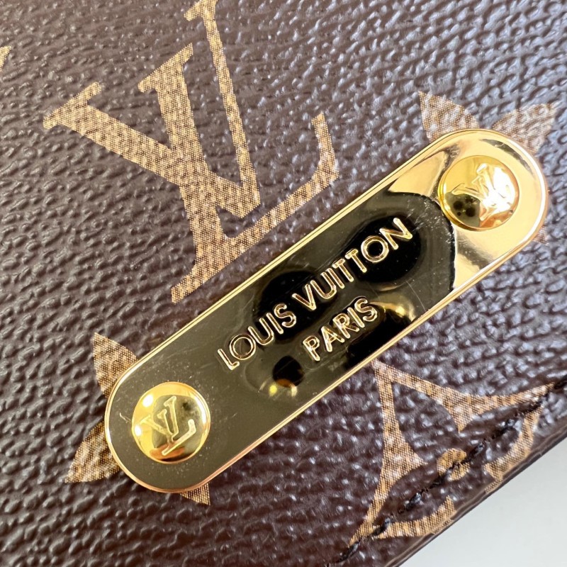 LV Lily Wallet On Chain