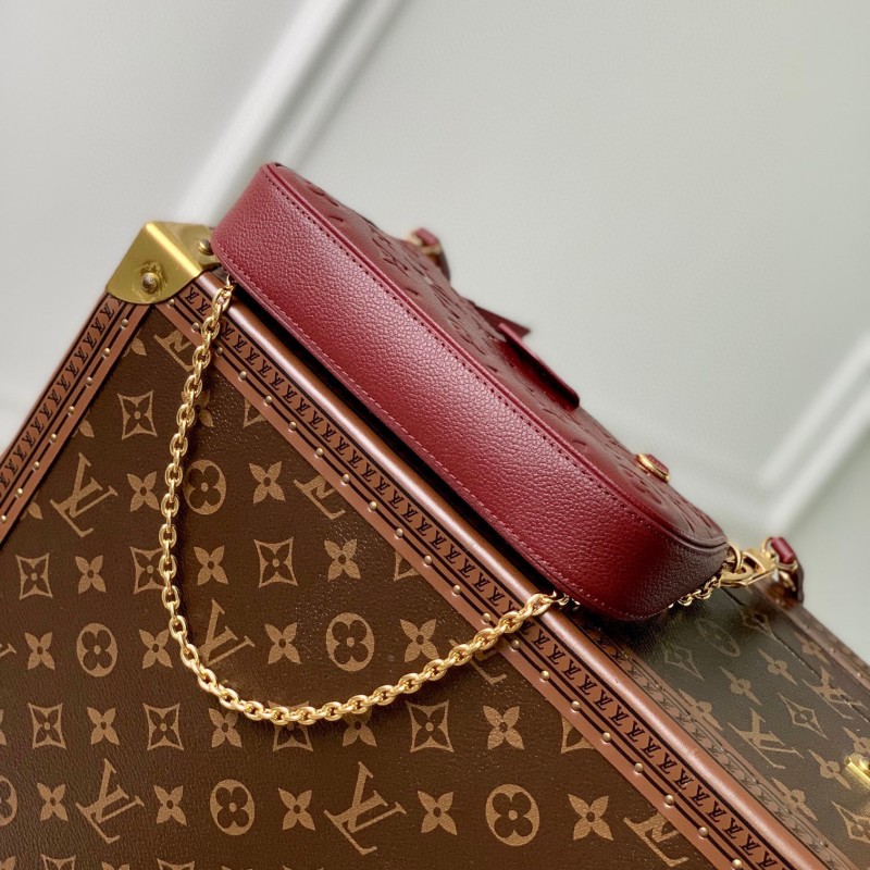 LV Easy Pouch On Strap