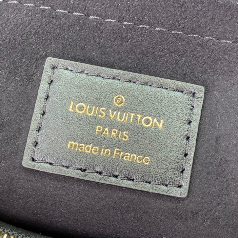 LV Hold Me