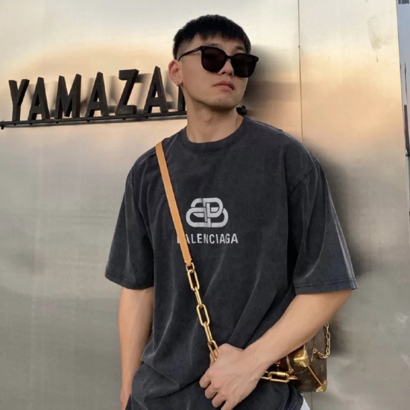 Balenciaga Unisex Tee