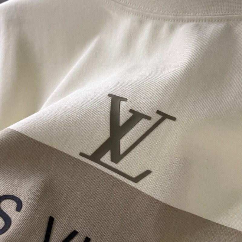 LV tee