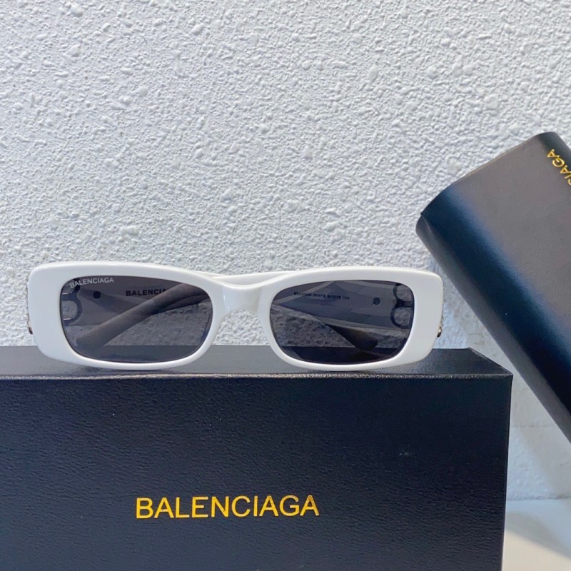 Balenciaga Unisex Sunglass (Multi Color)