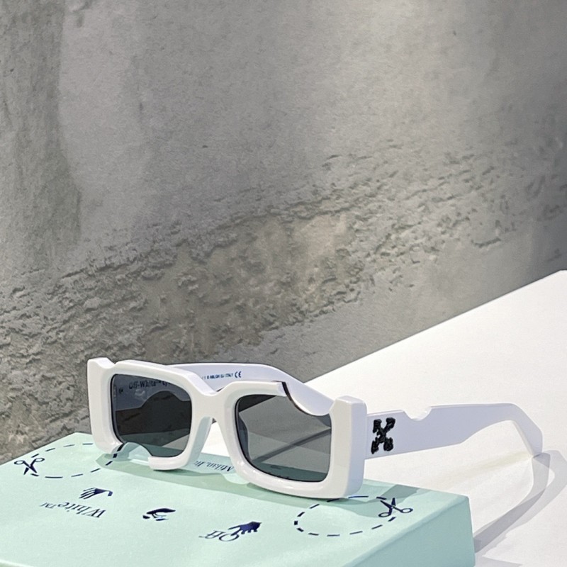 Off White Unisex Sunglass (Multi Color)