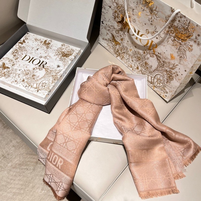 Dior Shawl