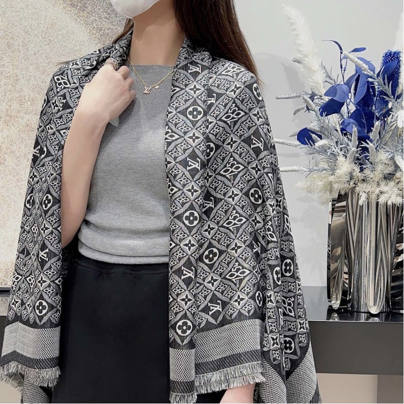 LV Shawl