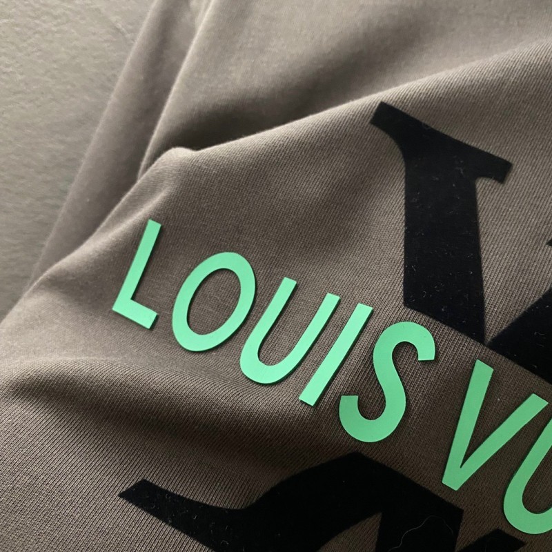 LV Tee