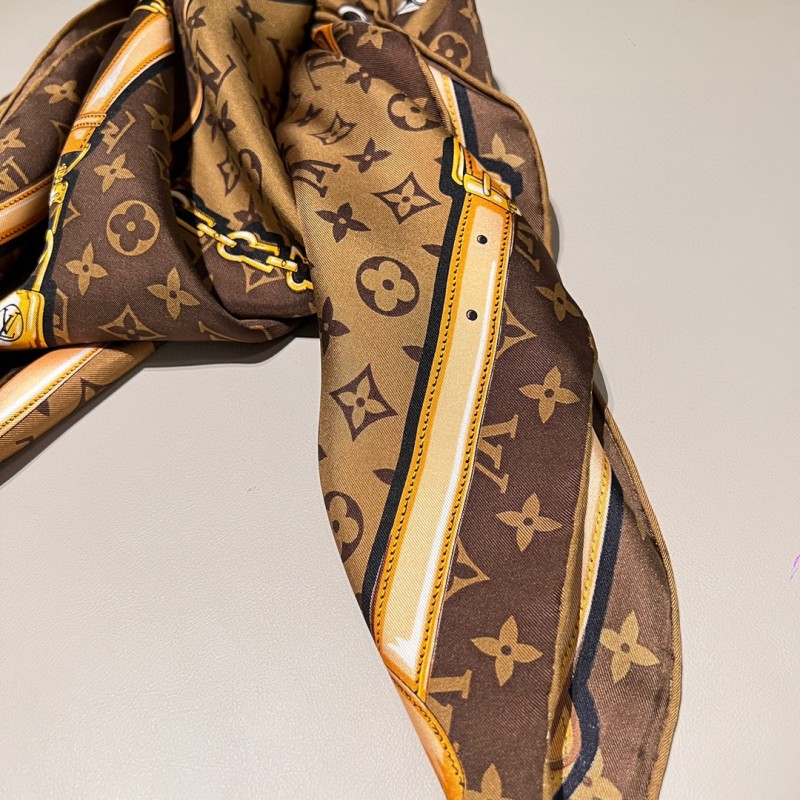 LV Scarf