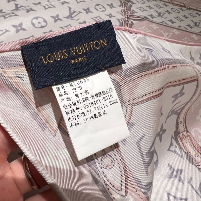 LV Scarf