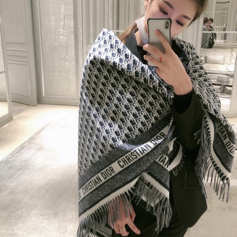 Dior Shawl