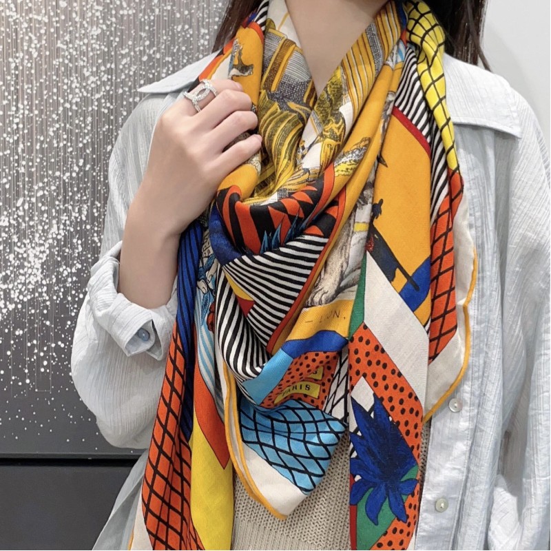 Hermes Shawl