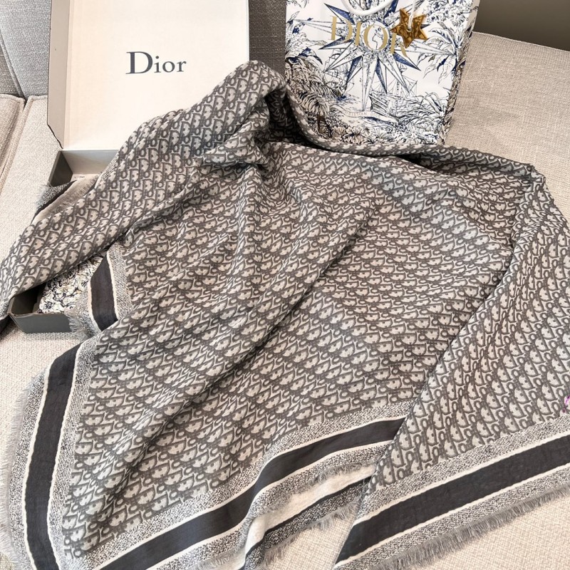 Dior Shawl