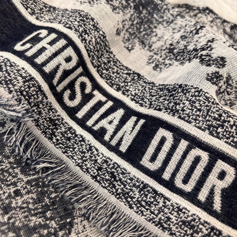 Dior Shawl