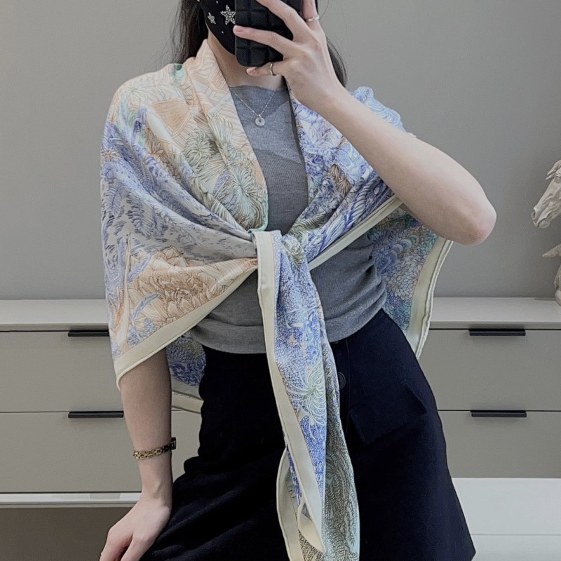 Hermes Shawl