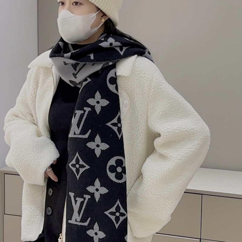 LV Scarf