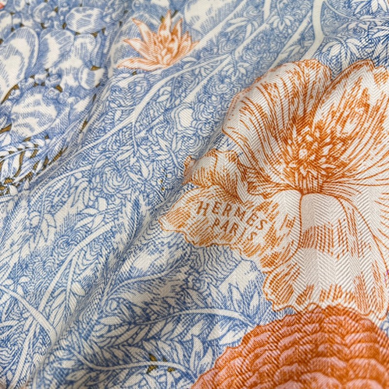 Hermes Shawl