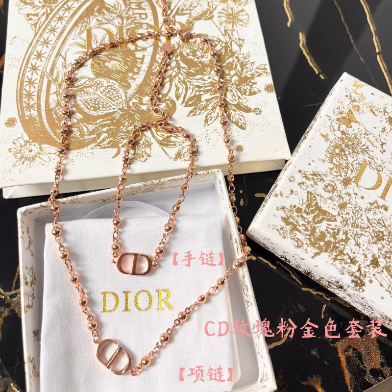 Dior Necklace / Bracelet 