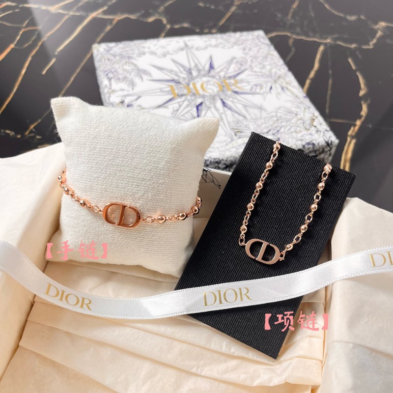 Dior Necklace / Bracelet 