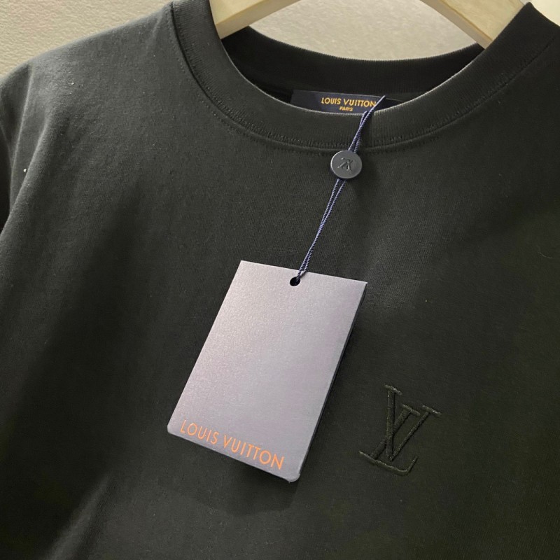 LV Tee